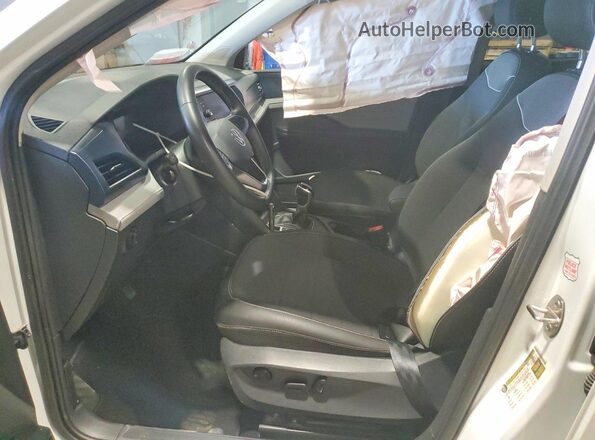 3VVEX7B29RM033518 2024 VOLKSWAGEN TAOS Белый Вид салона спереди