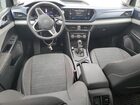 2024 Volkswagen Taos Se Серебряный vin: 3VVEX7B2XRM103320