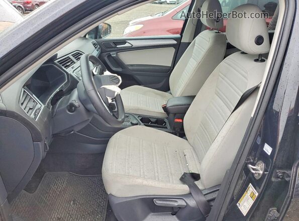 3VVFB7AX4RM043955 2024 VOLKSWAGEN TIGUAN Черный Вид салона спереди