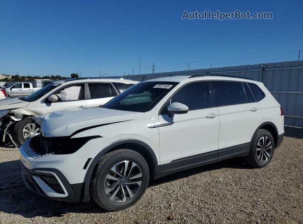 3VVFB7AX5PM034971 2023 VOLKSWAGEN TIGUAN White Vista tres cuartos delantera izquierda