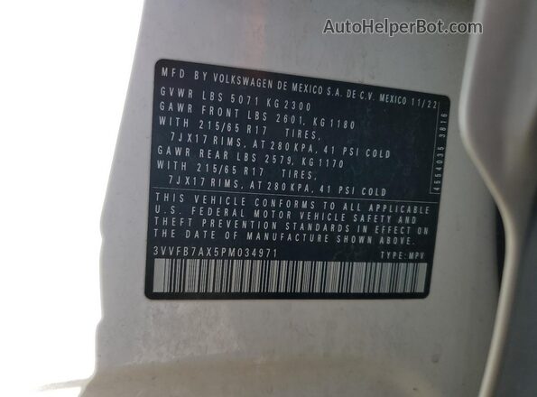 3VVFB7AX5PM034971 2023 VOLKSWAGEN TIGUAN White Vista interior de 360 grados