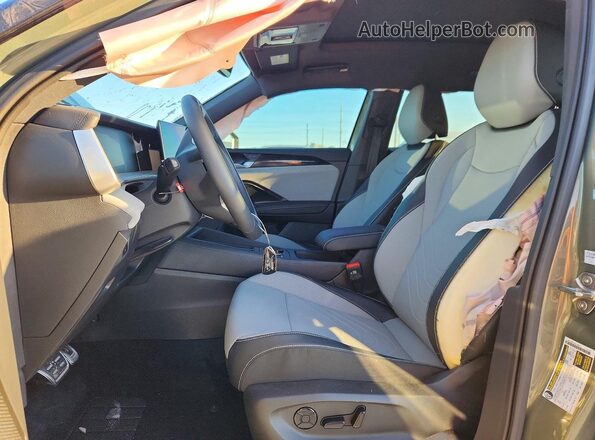 3VVGR7RMXSM012256 2025 VOLKSWAGEN TIGUAN Gray Вид салону спереду