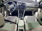 2024 Volkswagen Tiguan Se Blue vin: 3VVMB7AX4RM037452