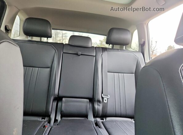 3VVMB7AX8RM086217 2024 VOLKSWAGEN TIGUAN Черный Вид задних сидений