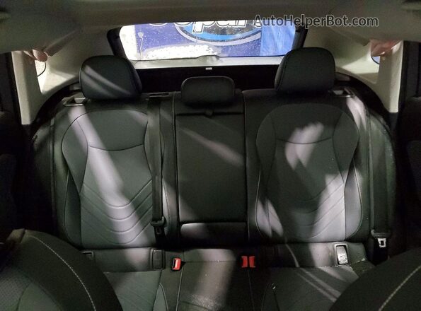 3VVMR7RM6SM008563 2025 VOLKSWAGEN TIGUAN Silver Vista de los asientos traseros