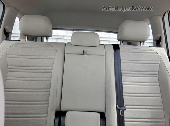3VVRB7AX5RM080364 2024 VOLKSWAGEN TIGUAN White უკანა სავარძლების ხედი