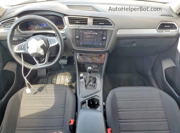 3VVRB7AX9RM153073 2024 VOLKSWAGEN TIGUAN Silver Вид панелі приладів
