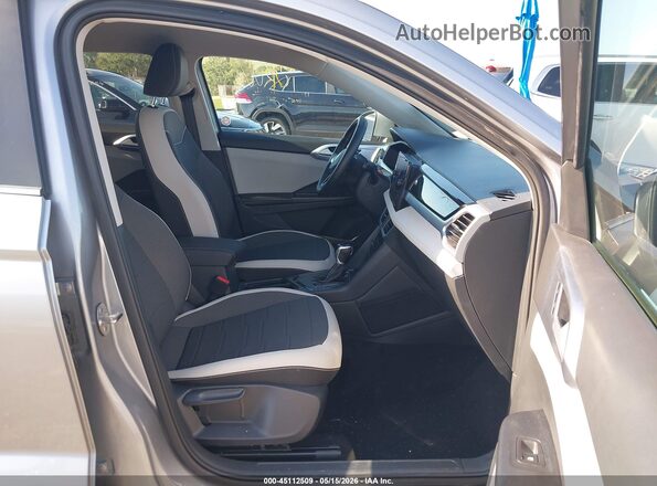 3VVSC7B24SM040509 2025 VOLKSWAGEN TAOS Silver Вид салону спереду