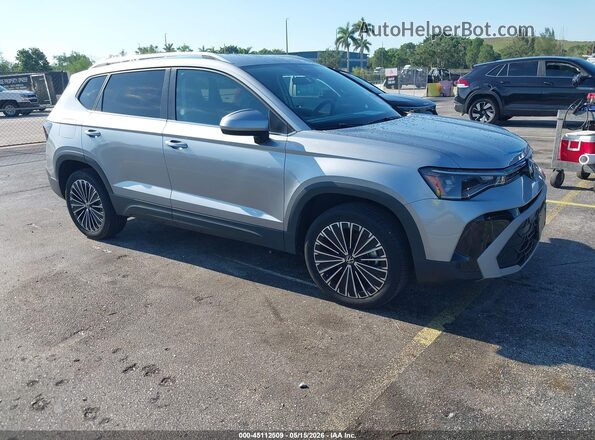 3VVSC7B24SM040509 2025 VOLKSWAGEN TAOS Silver Передня права чверть