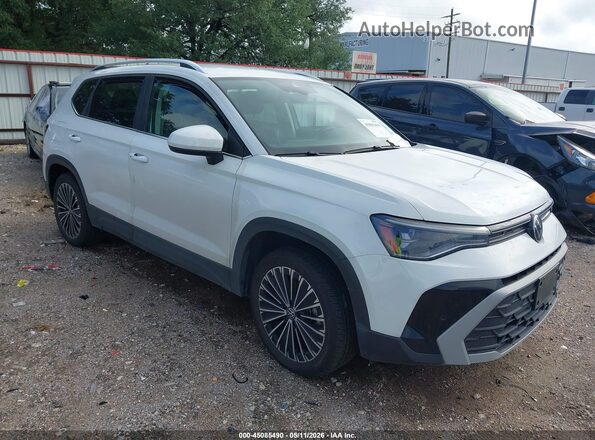 3VVSC7B27SM010596 2025 VOLKSWAGEN TAOS Белый Передняя правая четверть