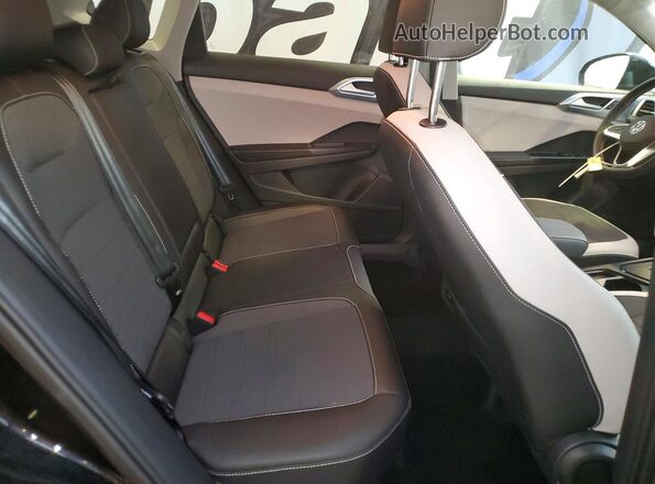 3VVSC7B29TM010861 2026 VOLKSWAGEN TAOS Черный Вид задней части салона