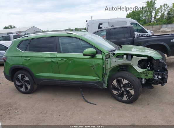 3VVVC7B29SM071428 2025 VOLKSWAGEN TAOS Зеленый Панорамный вид салона 360°