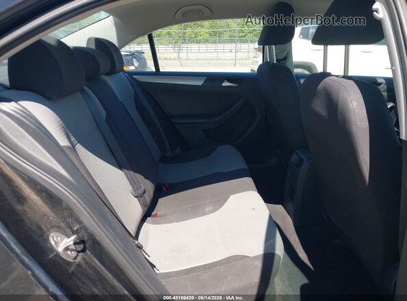 3VW2B7AJ8HM239272 2017 VOLKSWAGEN JETTA Black Widok naklejki z numerem VIN