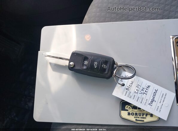 3VW2B7AJ8HM239272 2017 VOLKSWAGEN JETTA Black Widok deski rozdzielczej