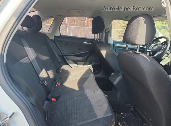 3VW5M7BU2RM102006 2024 VOLKSWAGEN JETTA White Vista de los asientos traseros