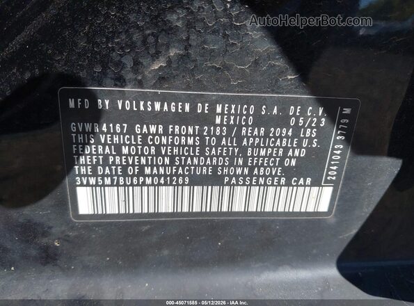 3VW5M7BU6PM041269 2023 VOLKSWAGEN JETTA Черный Вид подкапотного пространства