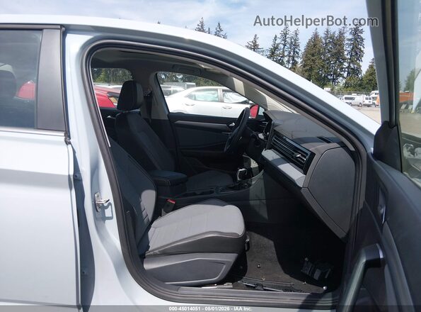3VW7W7BU0TM008121 2026 VOLKSWAGEN JETTA Light Blue Вид салона спереди