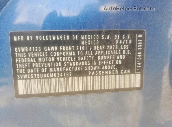 3VWC57BU0KM024187 2019 VOLKSWAGEN JETTA Blue Vista del compartimento del motor