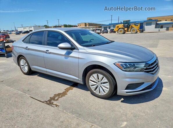 3VWC57BU1KM215388 2019 VOLKSWAGEN JETTA Серебряный Передняя правая четверть