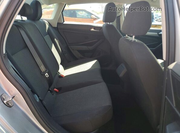 3VWC57BU5KM225518 2019 VOLKSWAGEN JETTA Серебряный Вид задних сидений