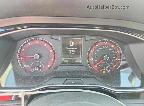3VWC57BUXMM010817 2021 VOLKSWAGEN JETTA Red Vista del cuadro de instrumentos
