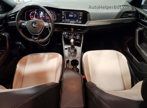 3VWCB7BU2LM059873 2020 VOLKSWAGEN JETTA Серебряный Вид панели приборов