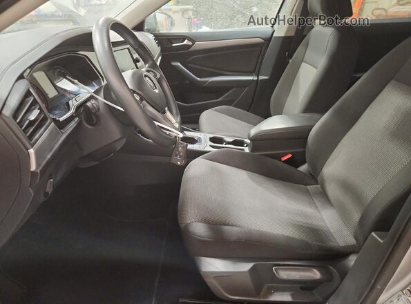3VWCB7BU2LM069643 2020 VOLKSWAGEN JETTA Silver Вид салону спереду