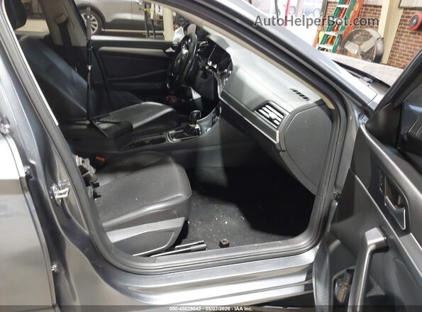 3VWCB7BU7LM006506 2020 VOLKSWAGEN JETTA Gray Widok wnętrza z przodu