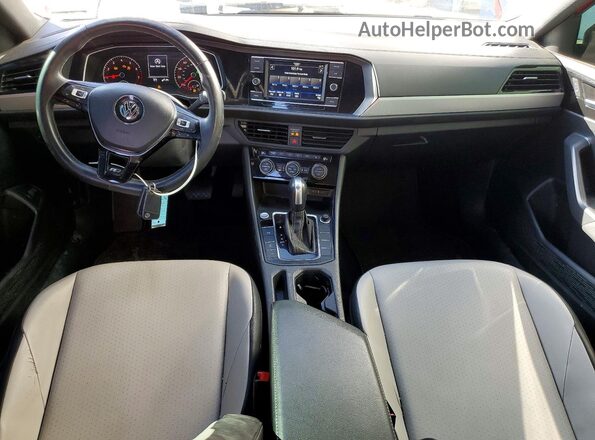 3VWCB7BU8LM032399 2020 VOLKSWAGEN JETTA Красный Вид панели приборов