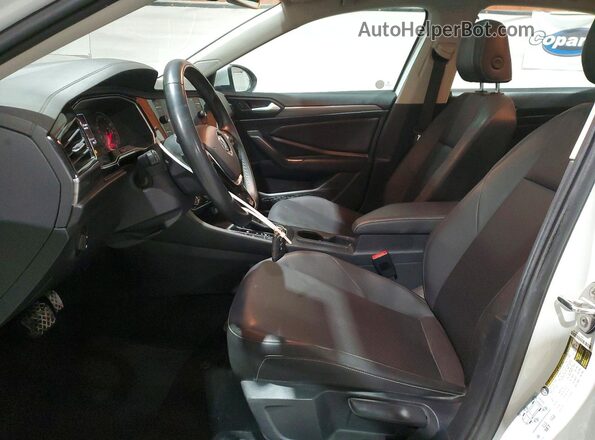3VWEB7BU5LM069130 2020 VOLKSWAGEN JETTA Белый Вид салона спереди
