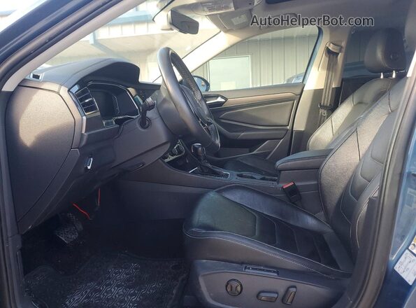 3VWG57BU7MM096072 2021 VOLKSWAGEN JETTA Синий Вид салона спереди