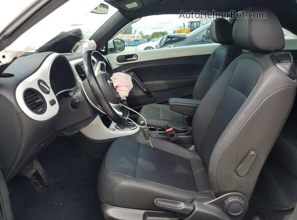 3VWJD7AT4JM713117 2018 VOLKSWAGEN BEETLE Белый Вид салона спереди