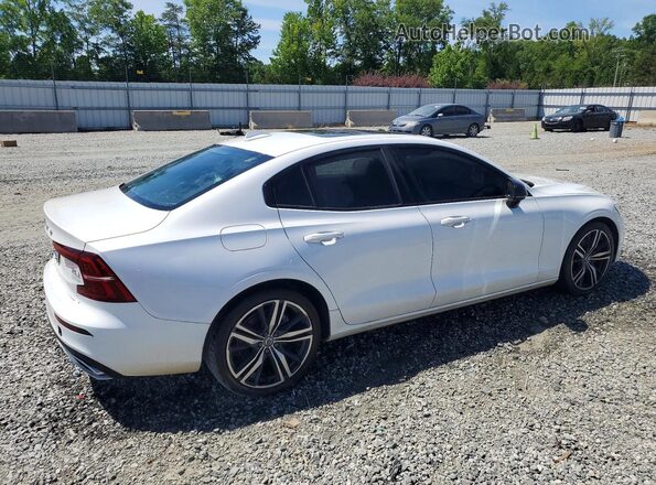 7JR102FM9MG092489 2021 VOLVO S60 Белый Передняя правая четверть
