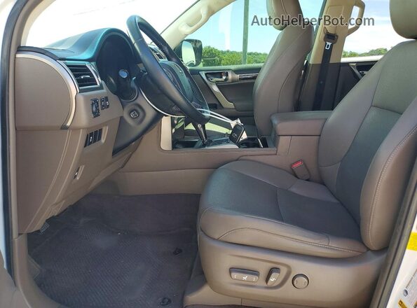 JTJBM7FX5G5135947 2016 LEXUS GX Белый Вид панели приборов