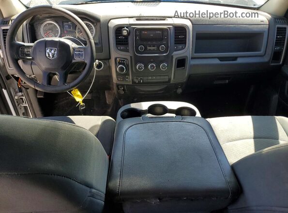 1C6RR7KM4KS726528 2019 RAM 1500 Белый Вид щитка приборов