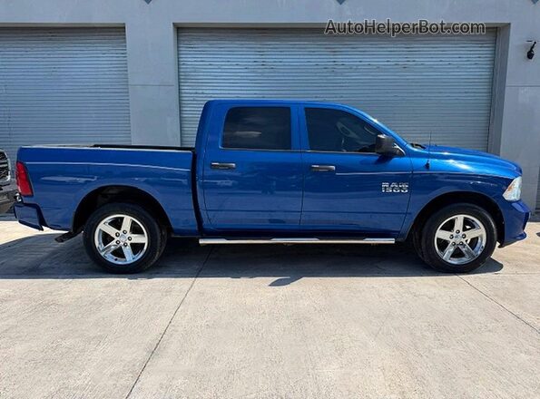 3C6RR6KG2JG249849 2018 RAM 1500 Синий Панорамный вид салона 360°
