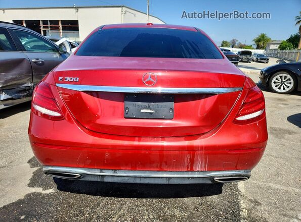 WDDZF4JB3HA204929 2017 MERCEDES-BENZ E Red Widok z tyłu
