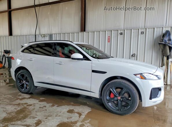 SADCM2BV8HA080244 2017 JAGUAR F-PACE Белый Вид спереди