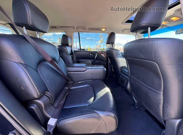 JN8AZ2NEXH9153801 2017 INFINITI QX80 Синий Вид салона спереди