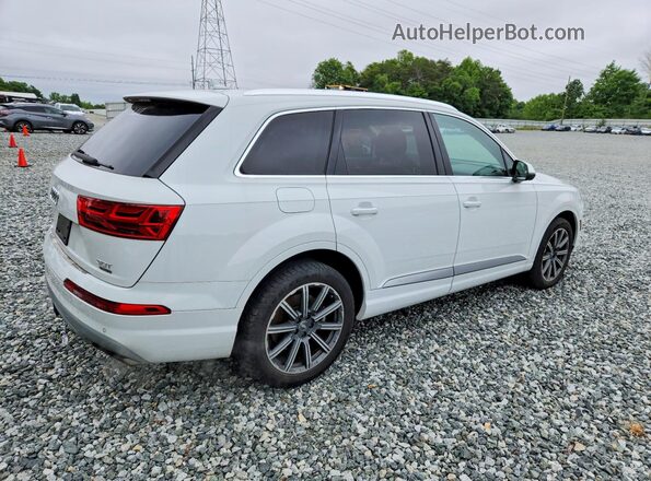 WA1LAAF72HD008135 2017 AUDI Q7 Белый Передняя правая четверть