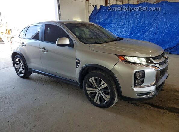JA4ARUAUXRU000476 2024 MITSUBISHI OUTLANDER Серый Вид спереди