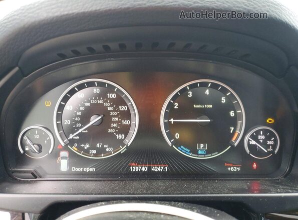 5UXKT0C32H0S81069 2017 BMW X5 Белый Вид задних сидений