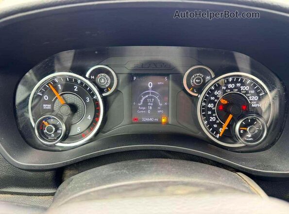 3C7WRTCL7LG225669 2020 RAM 3500 White Widok deski rozdzielczej