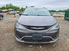 2018 Chrysler Pacifica Gray vin: 2C4RC1BG2JR123546