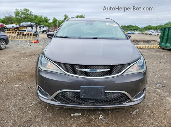 2C4RC1BG2JR123546 2018 CHRYSLER PACIFICA Gray Вид ззаду