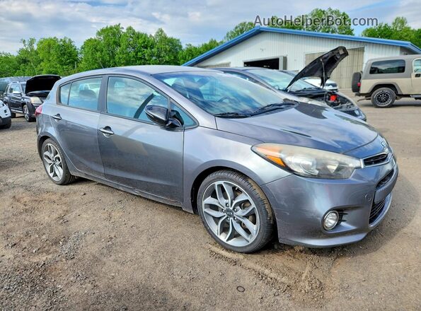 KNAFZ5A35G5592172 2016 KIA FORTE Серебряный Вид спереди