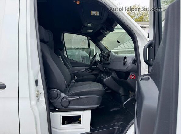 W1Y40CHY6MT061771 2021 MERCEDES-BENZ SPRINTER Белый Вид сзади