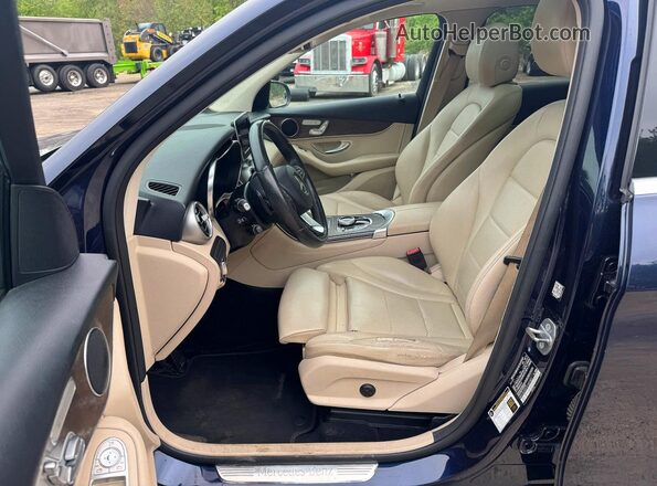 WDC0G4KB1K1001831 2019 MERCEDES-BENZ GLC-CLASS Blue ძრავის განყოფილების ხედი