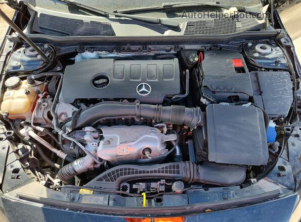 WDD3G4FB2KW024704 2019 MERCEDES-BENZ A Black ძრავის განყოფილების ხედი