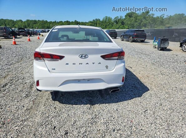 5NPE24AF7JH620407 2018 HYUNDAI SONATA White Вид салону спереду